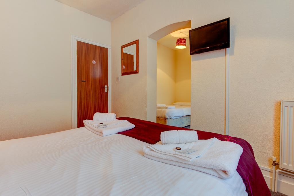 Leverdale Hotel Blackpool Bagian luar foto