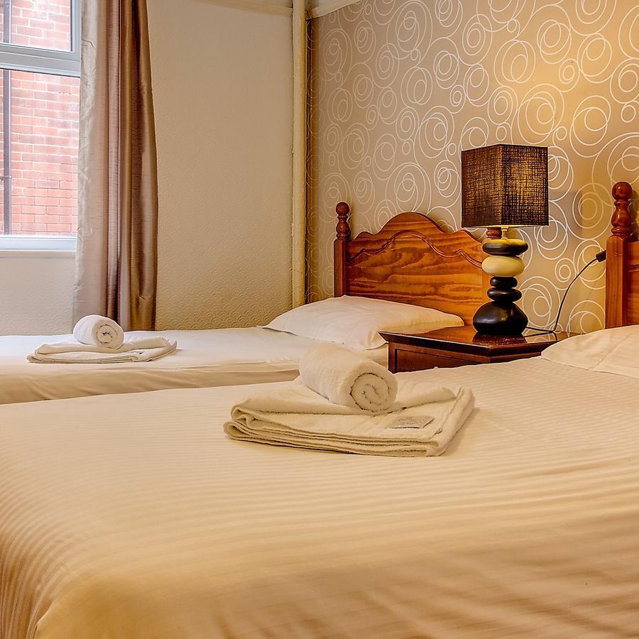 Leverdale Hotel Blackpool Bagian luar foto