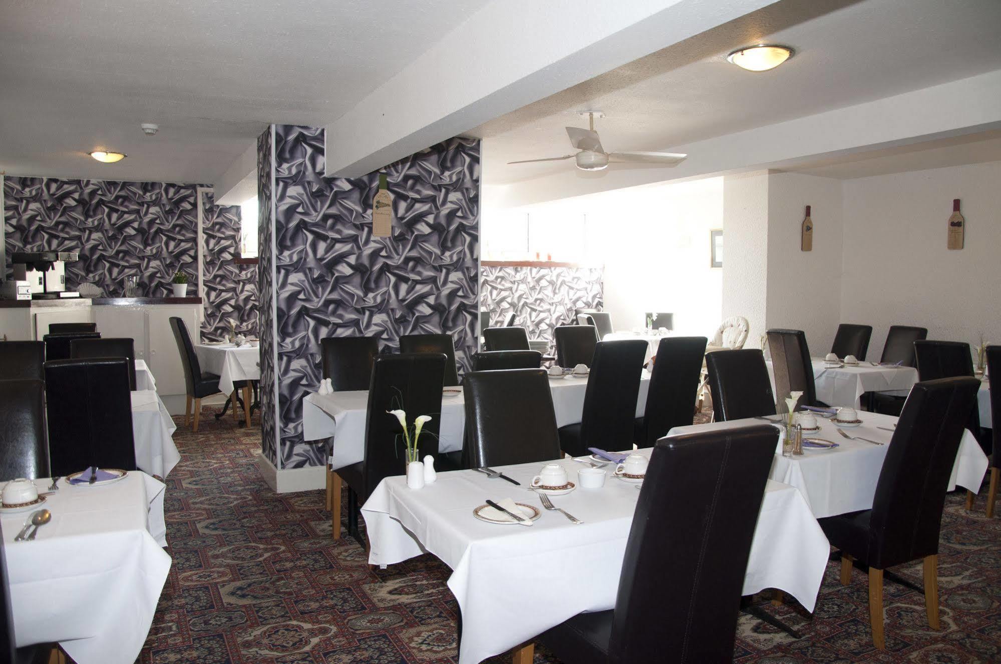 Leverdale Hotel Blackpool Bagian luar foto